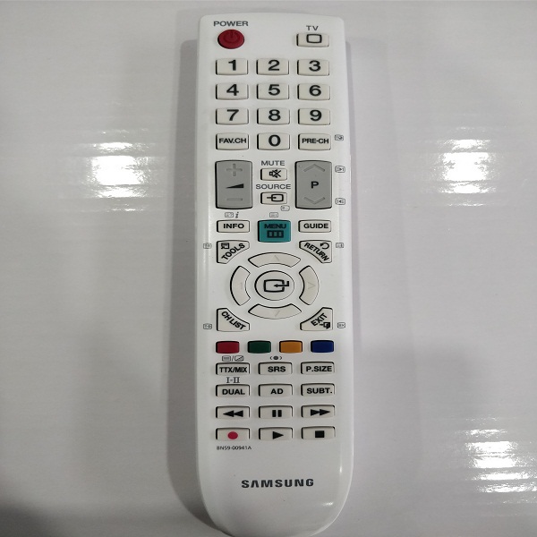Samsung TV pultu - original Samsung televizor pultlar Pultlar satış və çatdırılma metrolara Bakıda. Rayonlara poçt vasıtəsilə pultlar çatdırılma. Televizor pultların səhifəsi